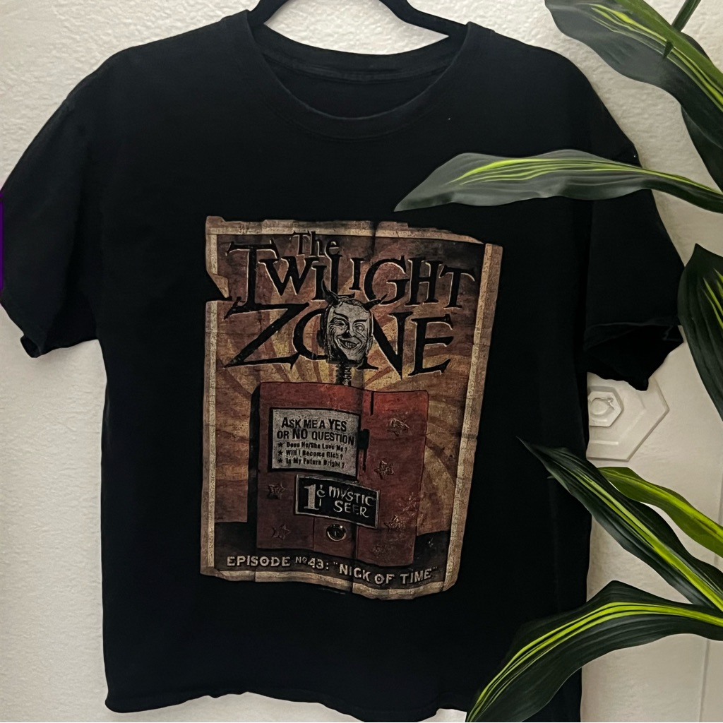 The Twilight Zone Graphic TShirt The Twilight Zone Graphic TShirt